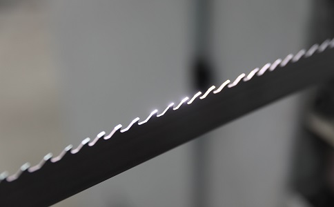 长沙双金属带锯条产生切削噪音的原因具体有哪些？